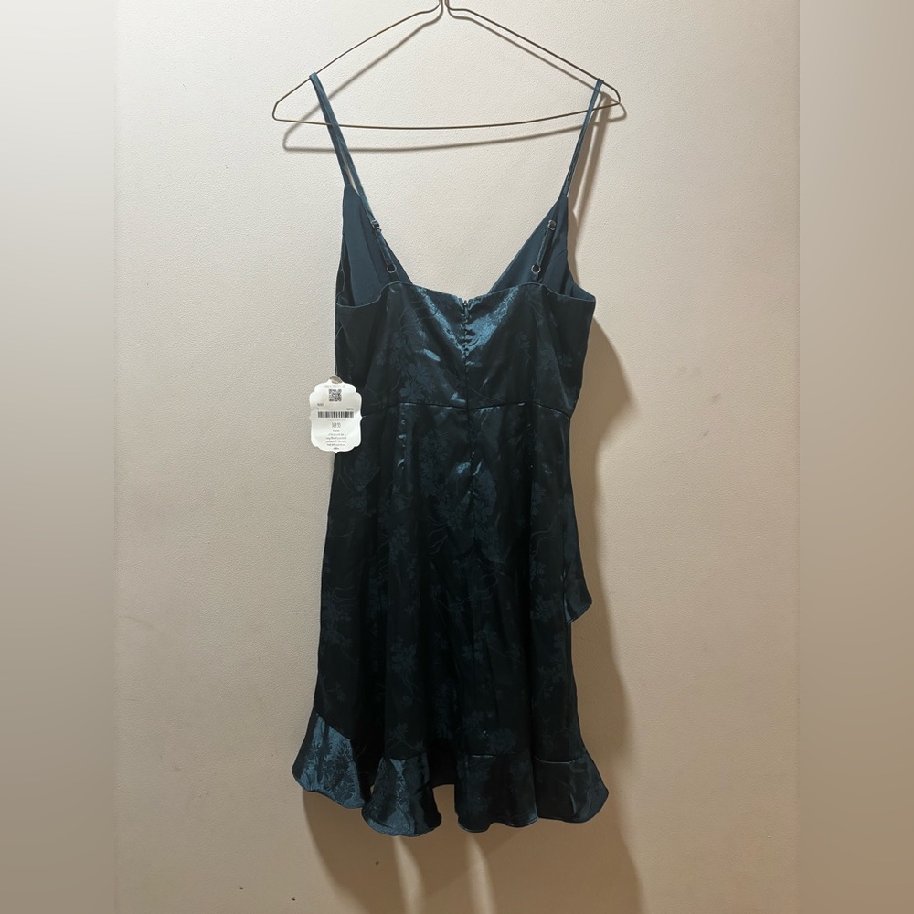 Altar’d state Dark green Floral Dress - Picture 2 of 4